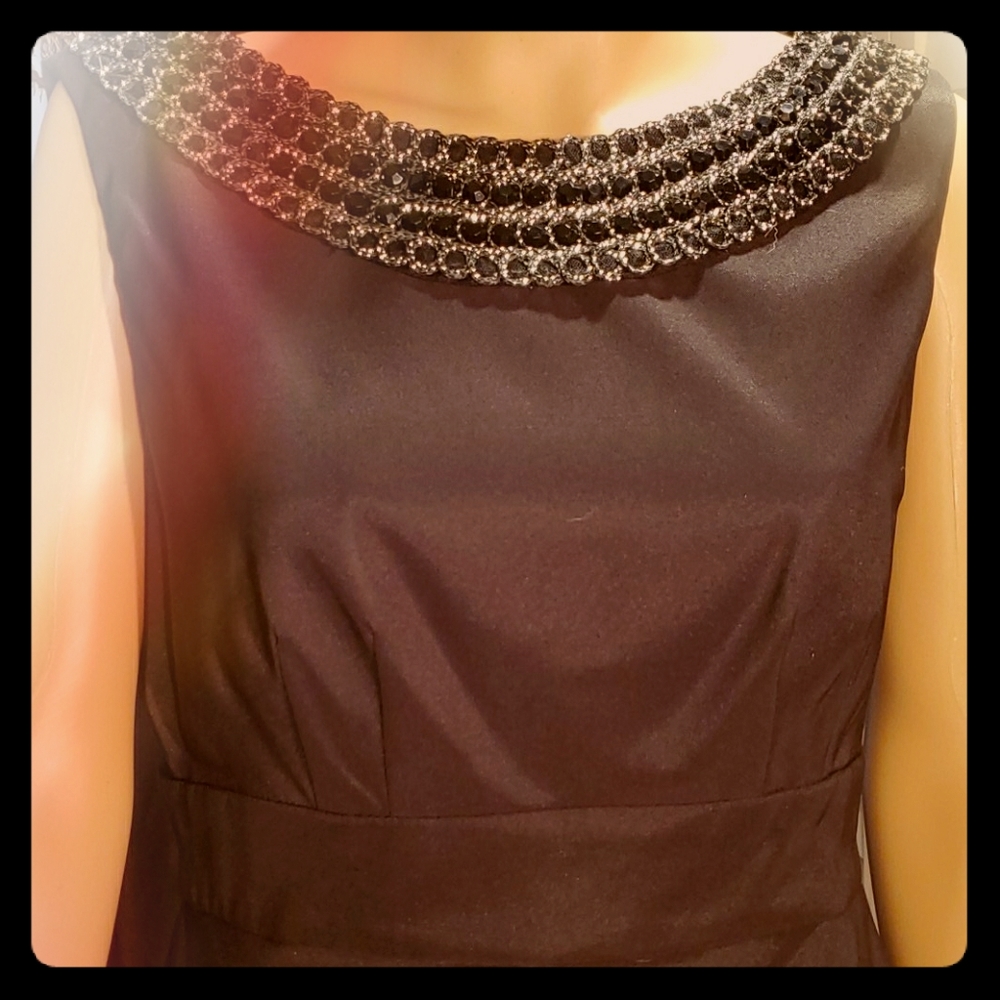 Jeweled Chic--Dress - Picture 2 of 5
